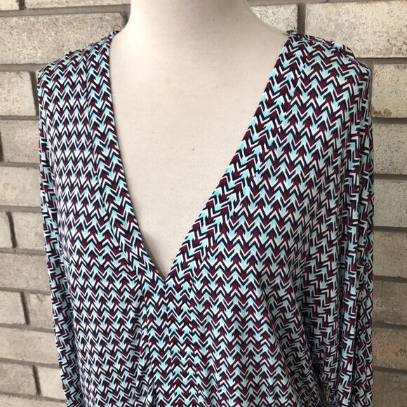 3for$20 blouse small - Picture 2 of 4